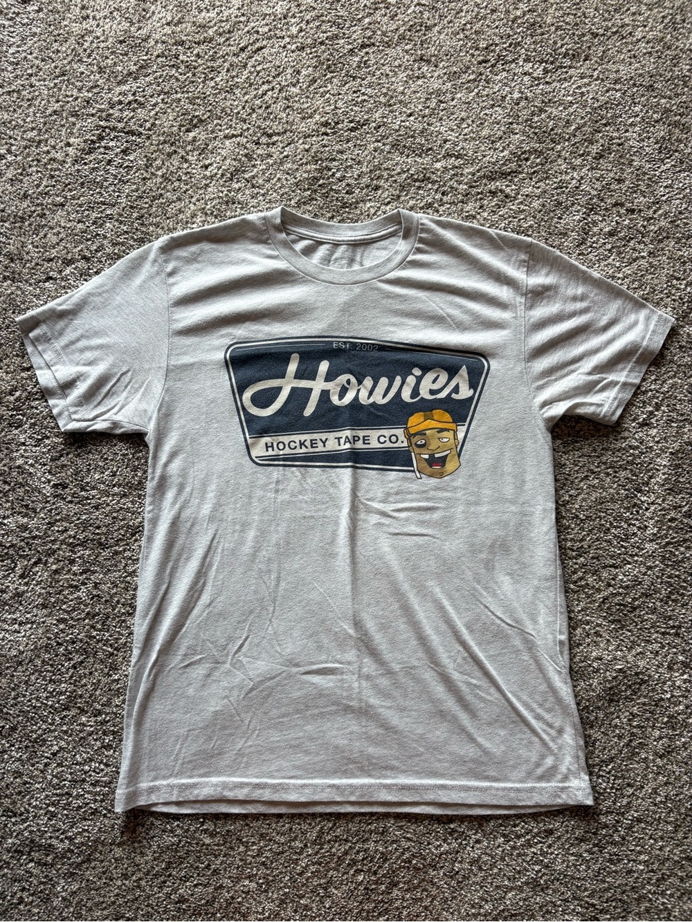 Howies Hockey Short Sleeve Logo T-Shirt in Light Gray